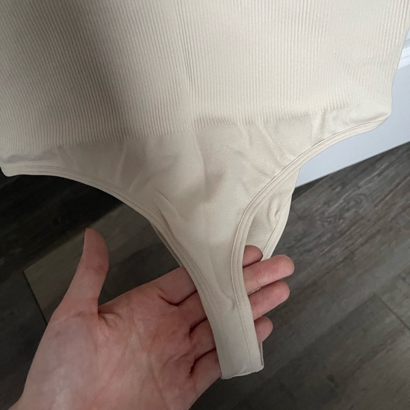 Dynamite Heather Short Sleeve Seamless Bodysuit - Picture 6 of 6